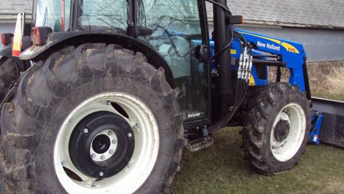 Трактор CASE New Holland T4040 Deluxe: видео