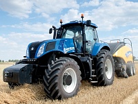 New Holland выпустил новый трактор T8