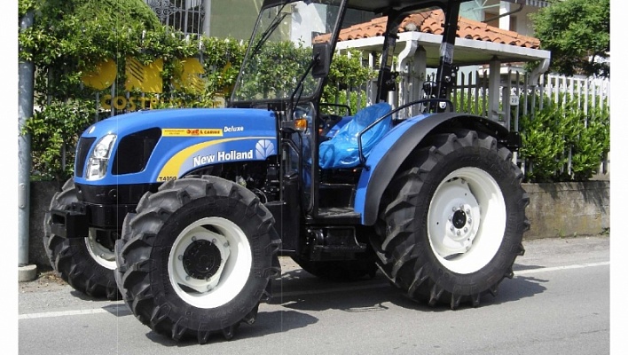 Трактор CASE New Holland T4050 Deluxe: видео