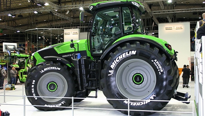 Трактор 11400 TTV Deutz-Fahr