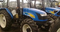 Трактор CASE New Holland TL 105